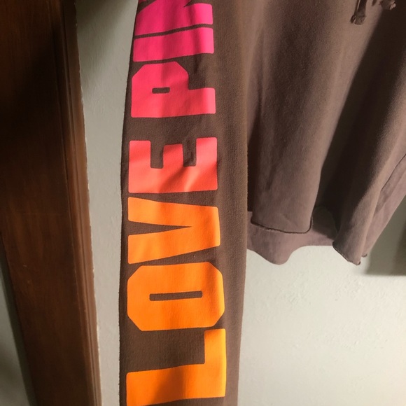 Pink sweatshirt - Picture 2 of 5